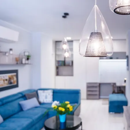 Apartments Letná, AC&garage 89m2&44m2 Apartamento