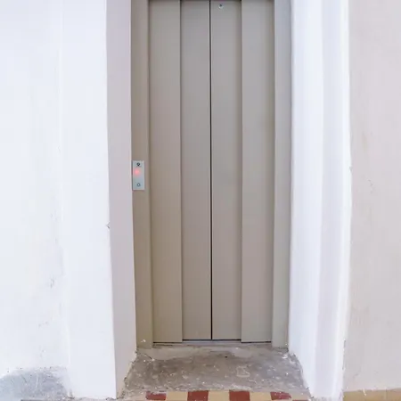 Letna, Ac & Garage 89m2 And 44m2 Apartman *