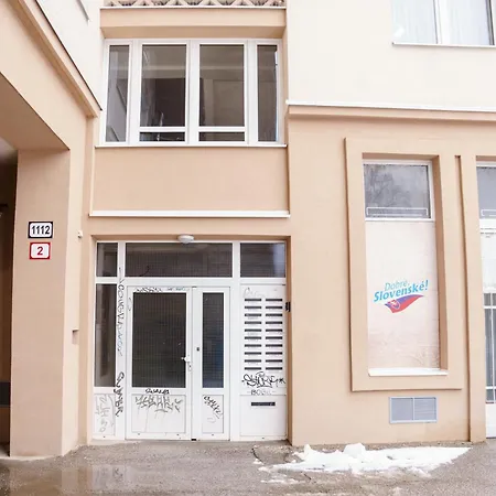 Apartments Letná, AC&garage 89m2&44m2 Apartamento *