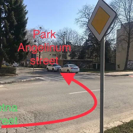 Apartments Letna, Ac & Garage 89M2 And 44M2 Apartment